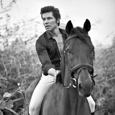 RANDEEP HOODA LOOKS AMAZING WITH HORSE