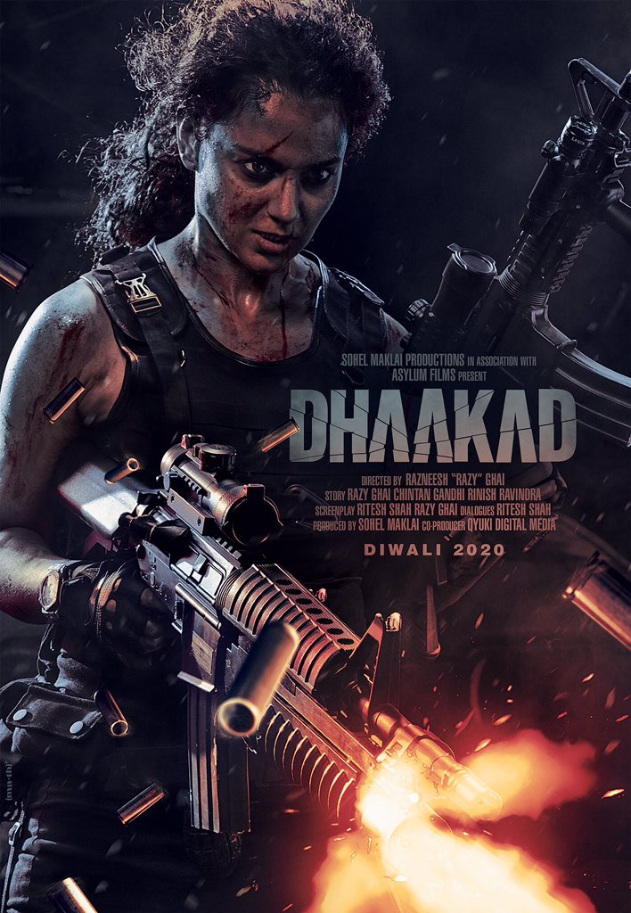 KANGANA RANAUT LOOKING CRAZY WITH MACHINE GUNS IN DHAAKAD