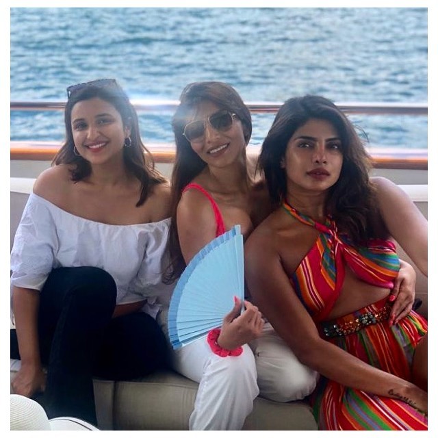 PARINEETI CHOPRA IMAGES WITH PRIYANKA IN MIAMI FLORIDA