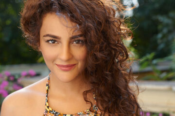 Seerat Kapoor HD Pics Bikini Images